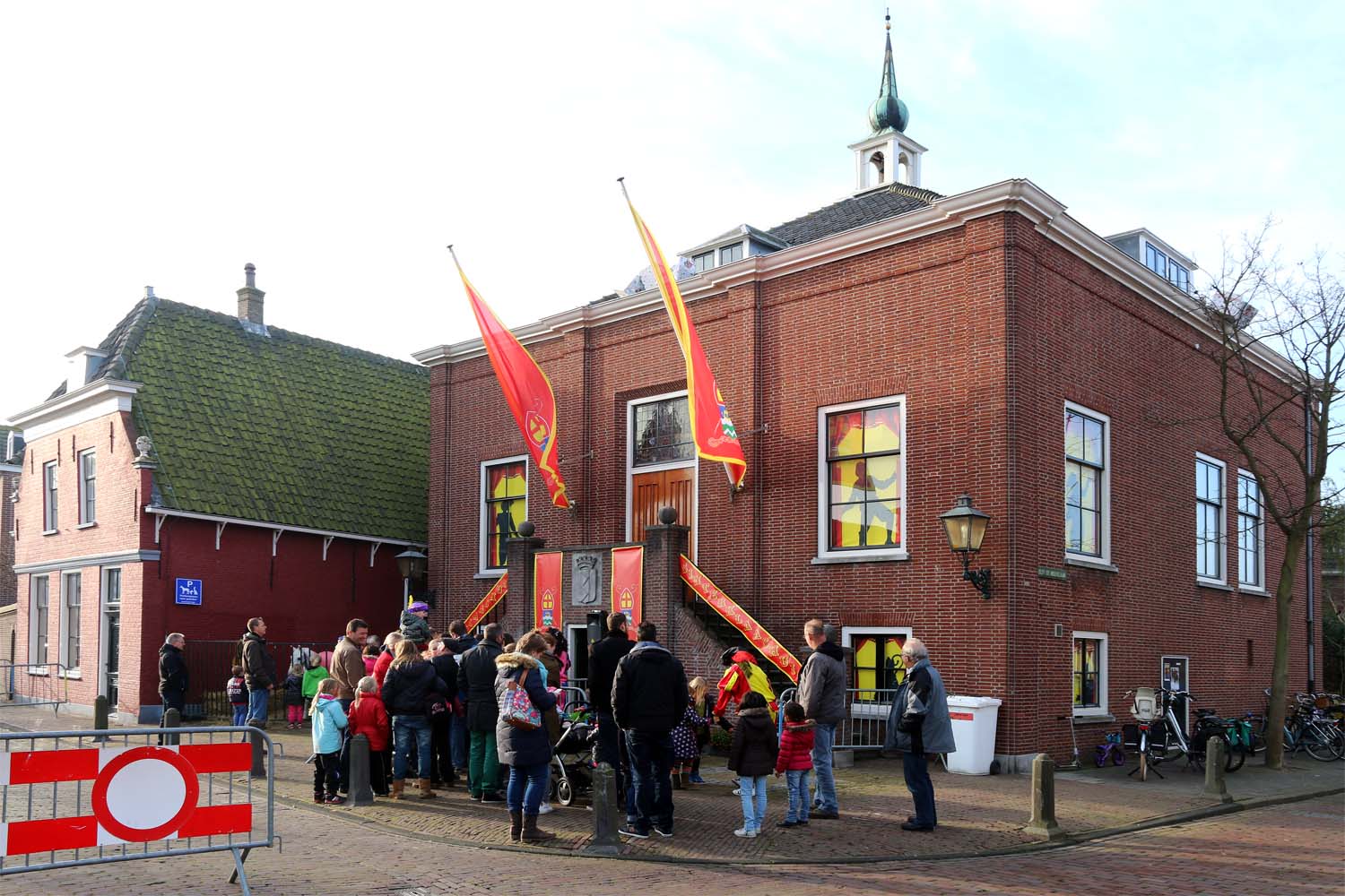 Hét Pietenhuis staat toch echt in Maasland - 29 november 2014